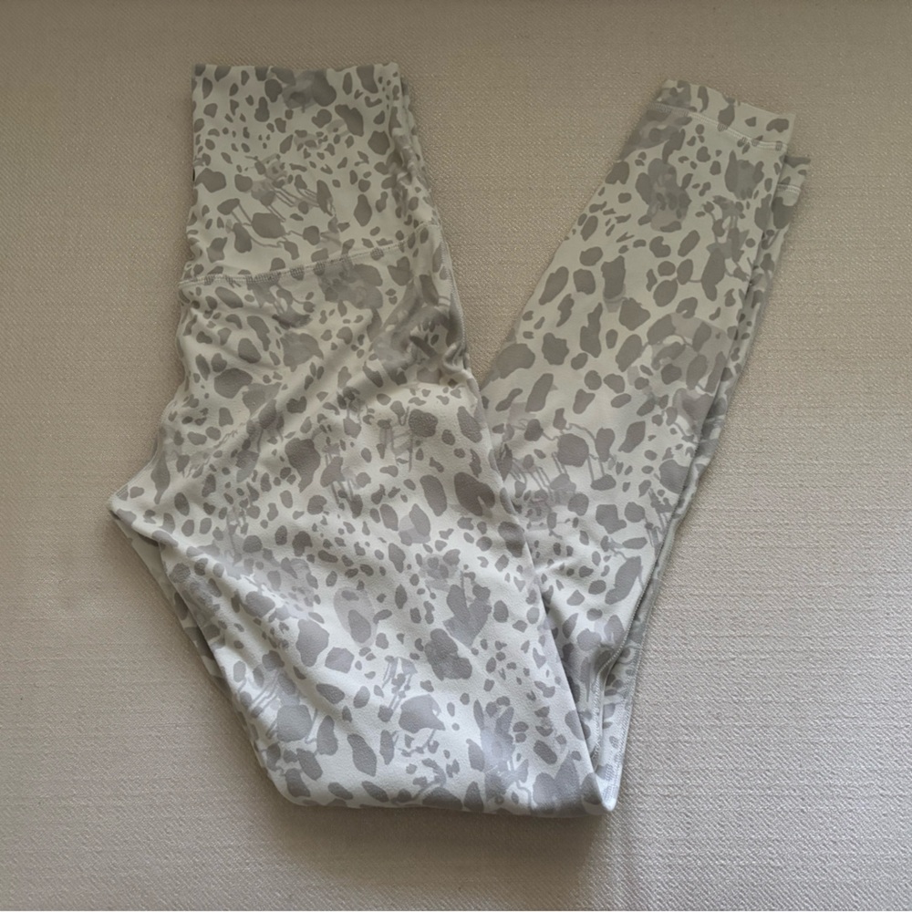 Lululemon Leopard Print Leggings
